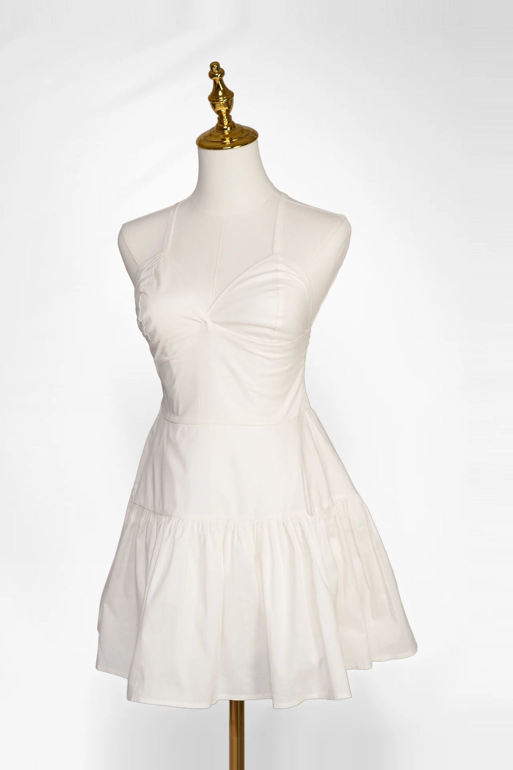 Arioma modelo 07, Blanco. Maniquí · Vista principal