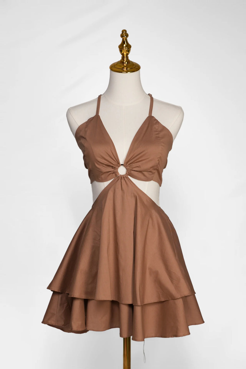Arioma modelo 08, Marrón. Maniquí · Vista principal