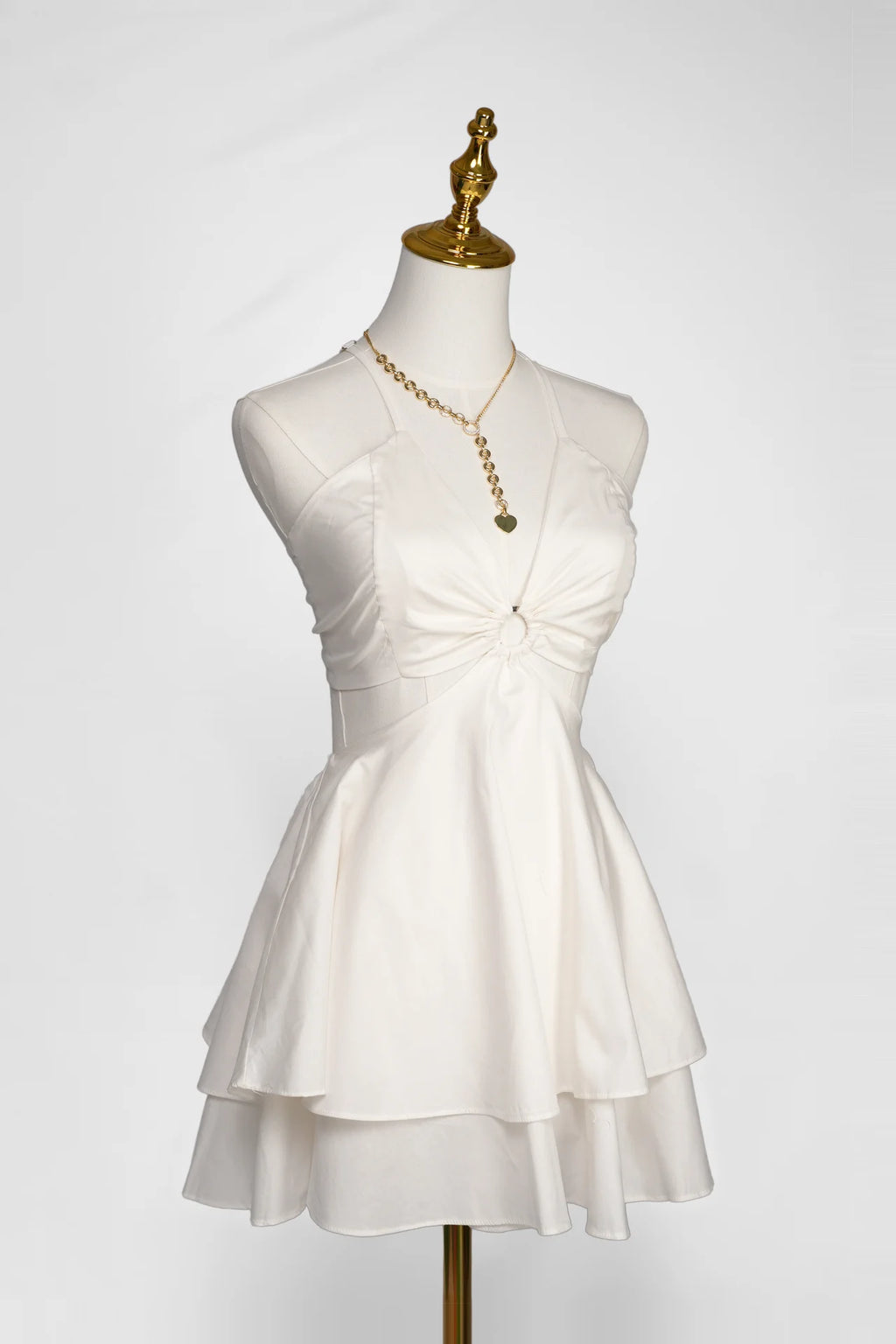 Arioma modelo 12, Blanco. Maniquí · Vista principal