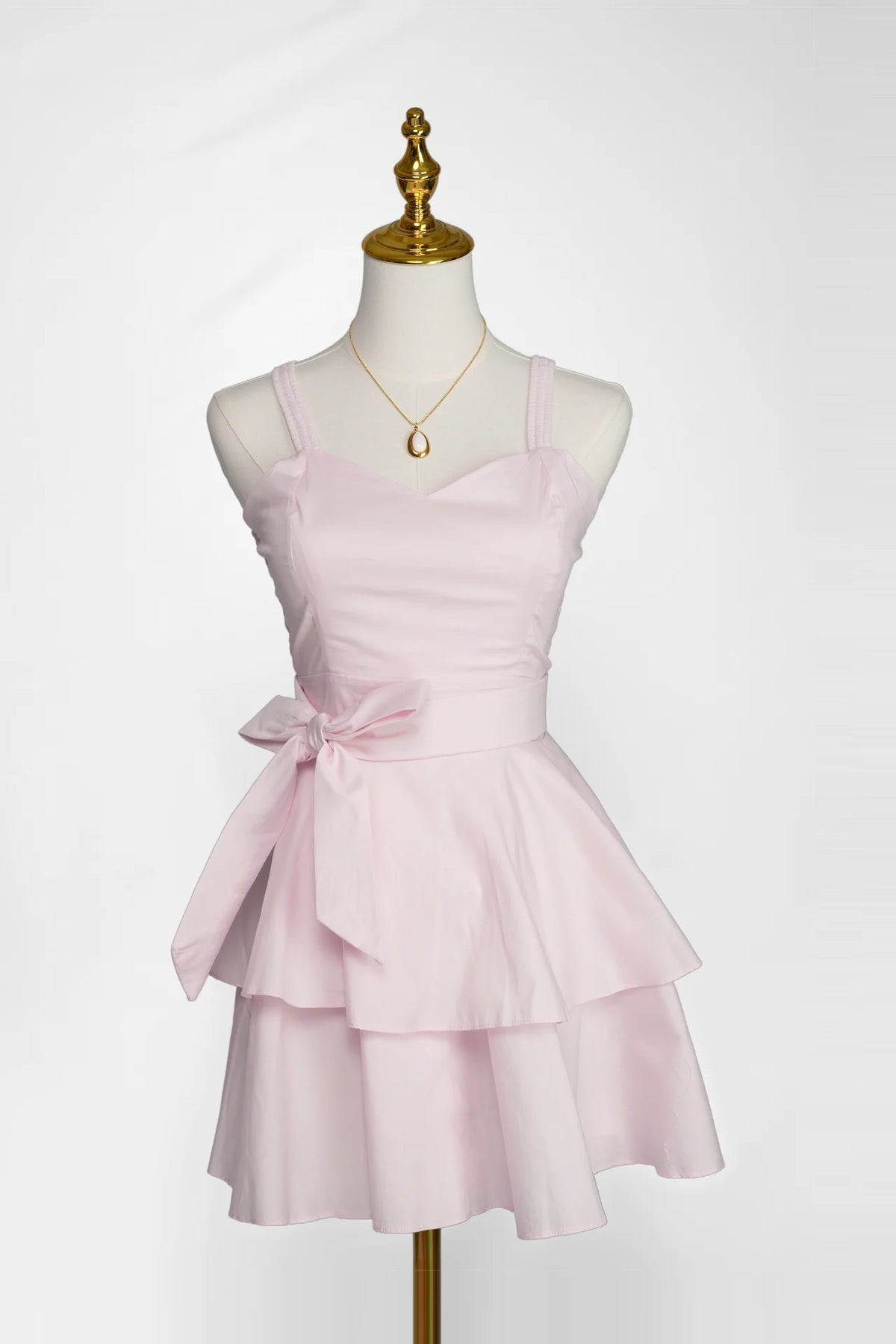 Arioma modelo 13, Rosa claro. Maniquí · Vista principal