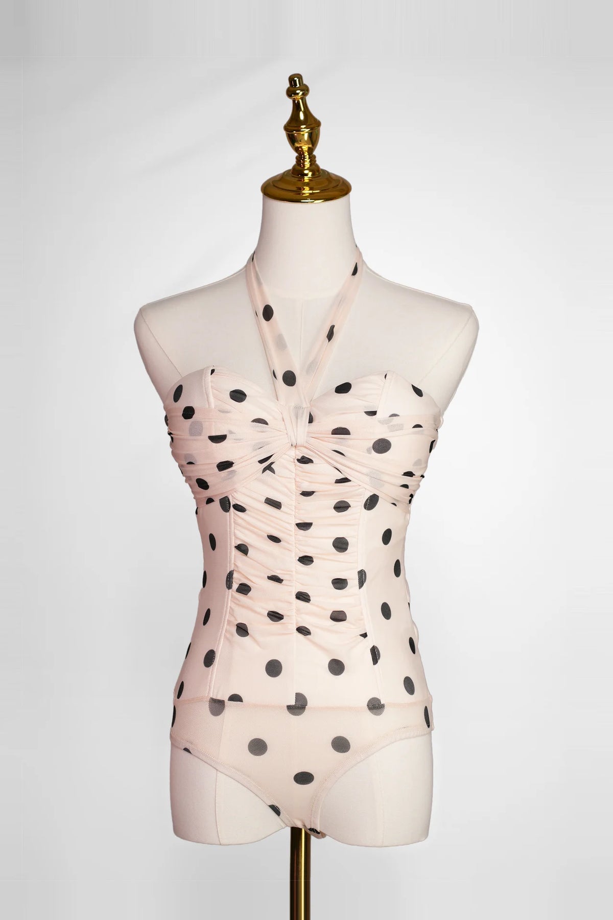 Arioma modelo 34, Rosa · lunares. Maniquí · Vista principal