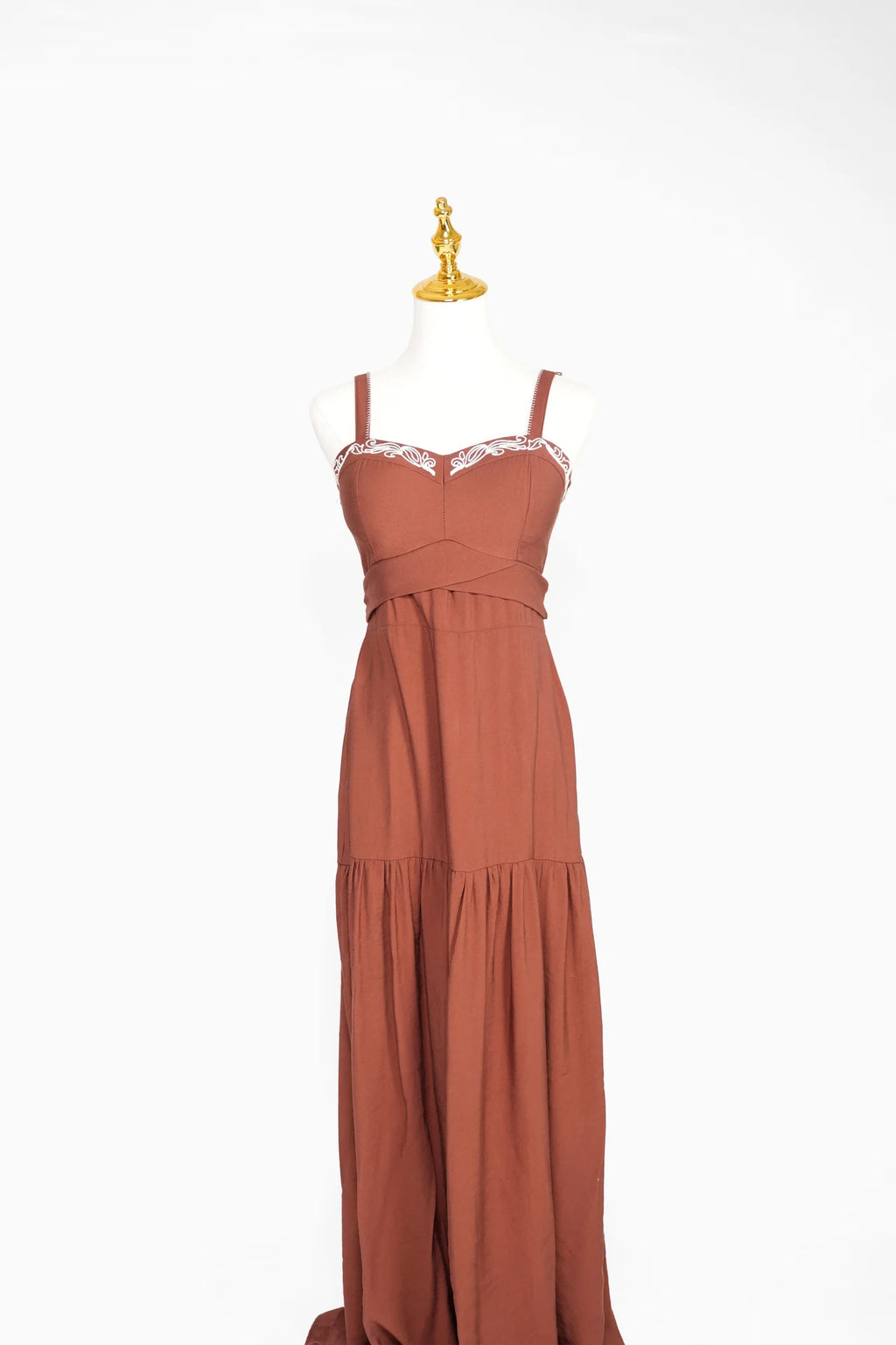 Arioma modelo 01, Terracota. Maniquí · Ángulo 02