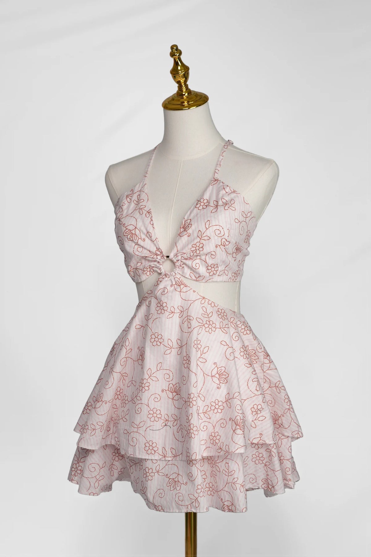 Arioma modelo 10, Floral rosado. Maniquí · Ángulo 02
