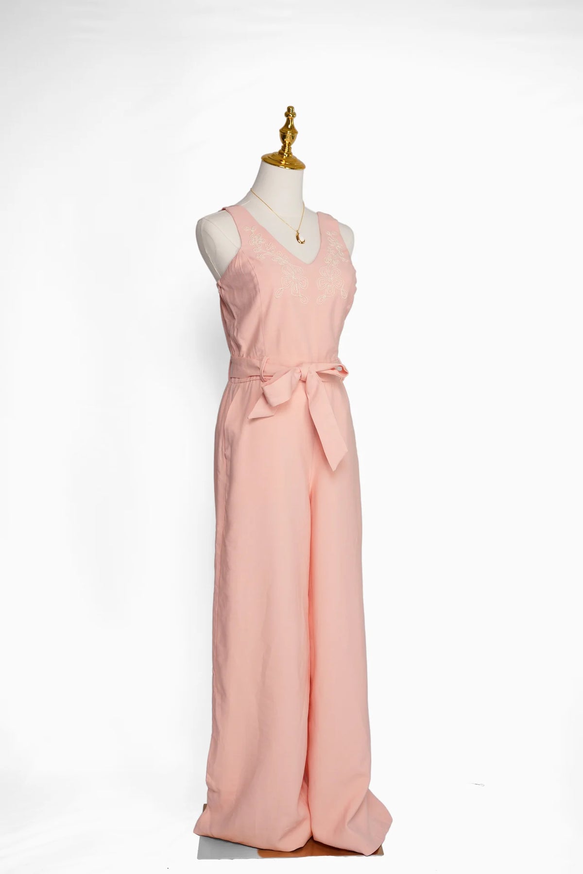 Arioma modelo 29, Rosa. Maniquí · Ángulo 02