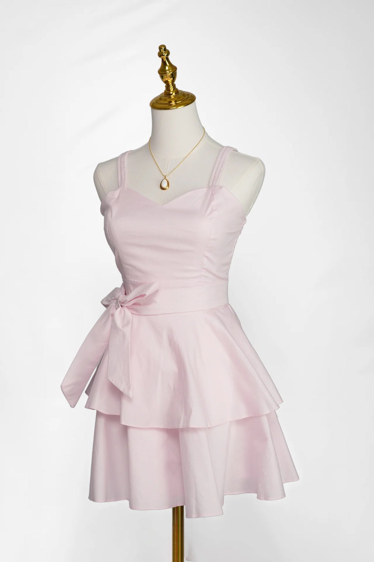 Arioma modelo 13, Rosa claro. Maniquí · Ángulo 03